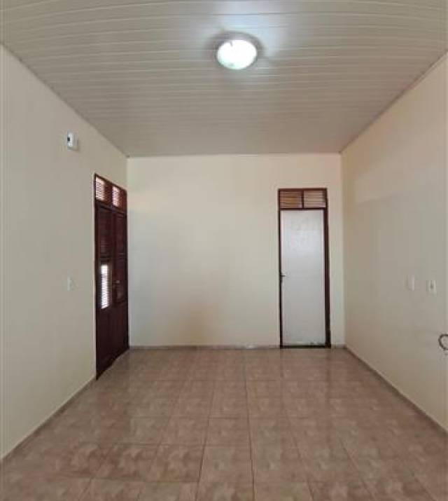 WhatsApp Image 2025-12-03 at 17.10.22 2.jpeg